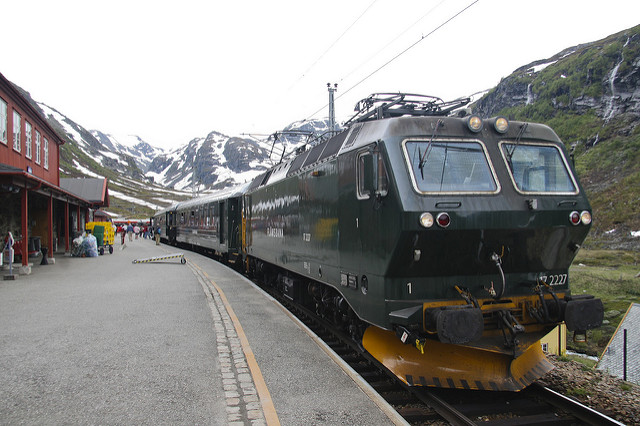 16年 7 21出発 クイーンエリザベス 絶景のノルウェー フィヨルドクルーズ 10日間 フロム山岳鉄道乗車も ブログ クルーズ旅行と客船ガイド