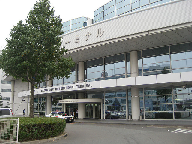 博多港国際ターミナル　Port of Hakata International Terminal